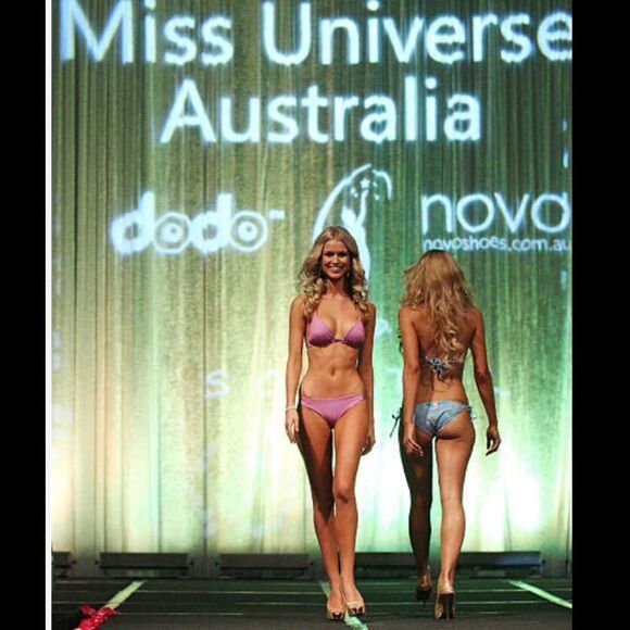 Nwt Kooey Australia "Katie" Purple Bikini US XS - Picture 2 of 16